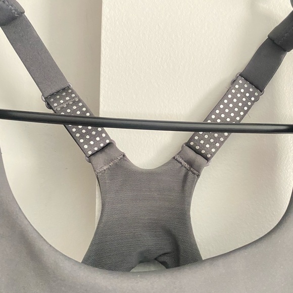 Fabletics Bra Large - Picture 3 of 4